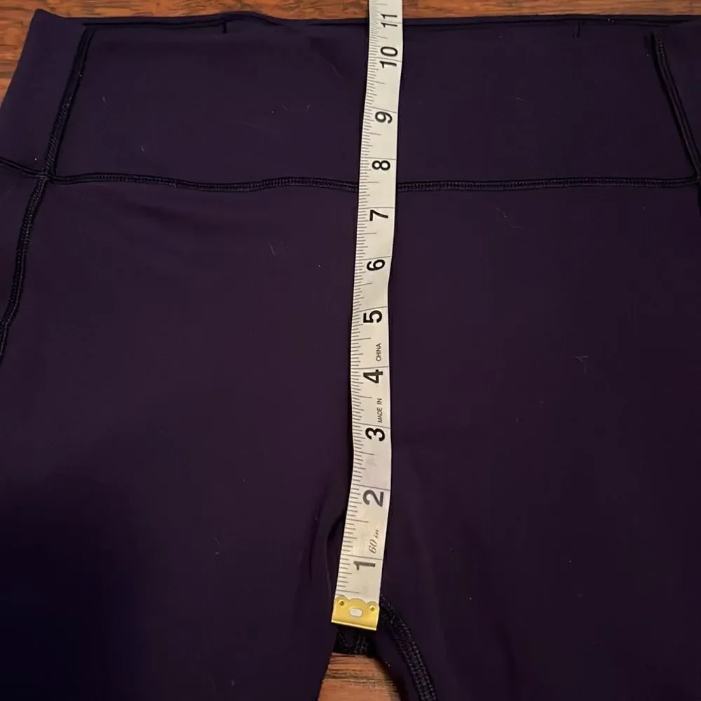 Lululemon Purple Crop Athletic Leggings